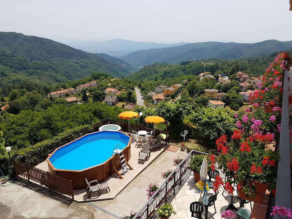 Amelia Hotel Momigno Екстер'єр фото